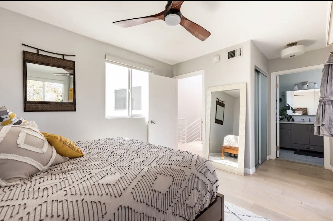 1823 20th Street #102 - Photo 4 of 28