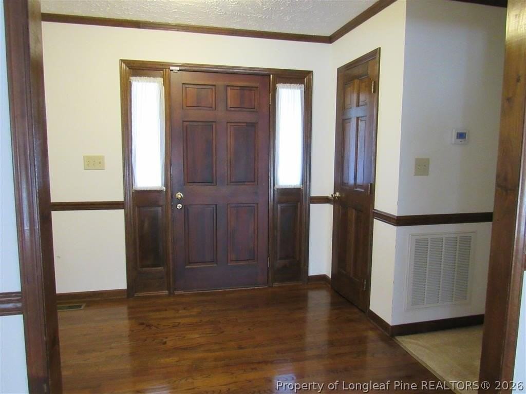 7528 Mcfrench Dr - Photo 3 of 10