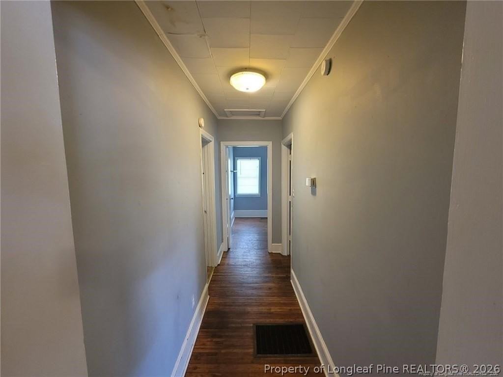 3915 Russell St - Photo 4 of 9