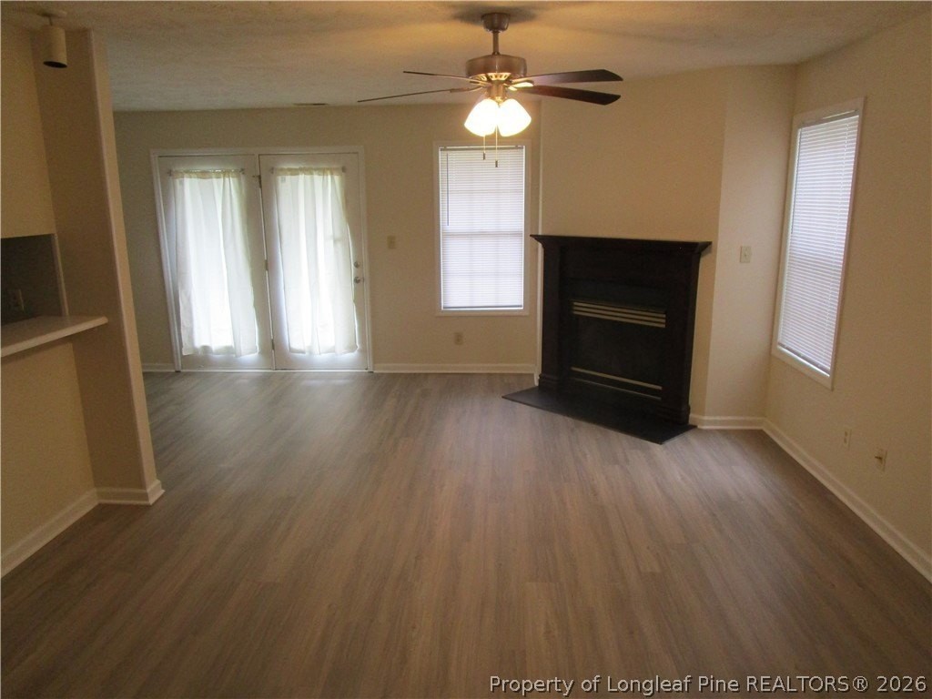 217 Waterdown Dr Apt 3 - Photo 3 of 21