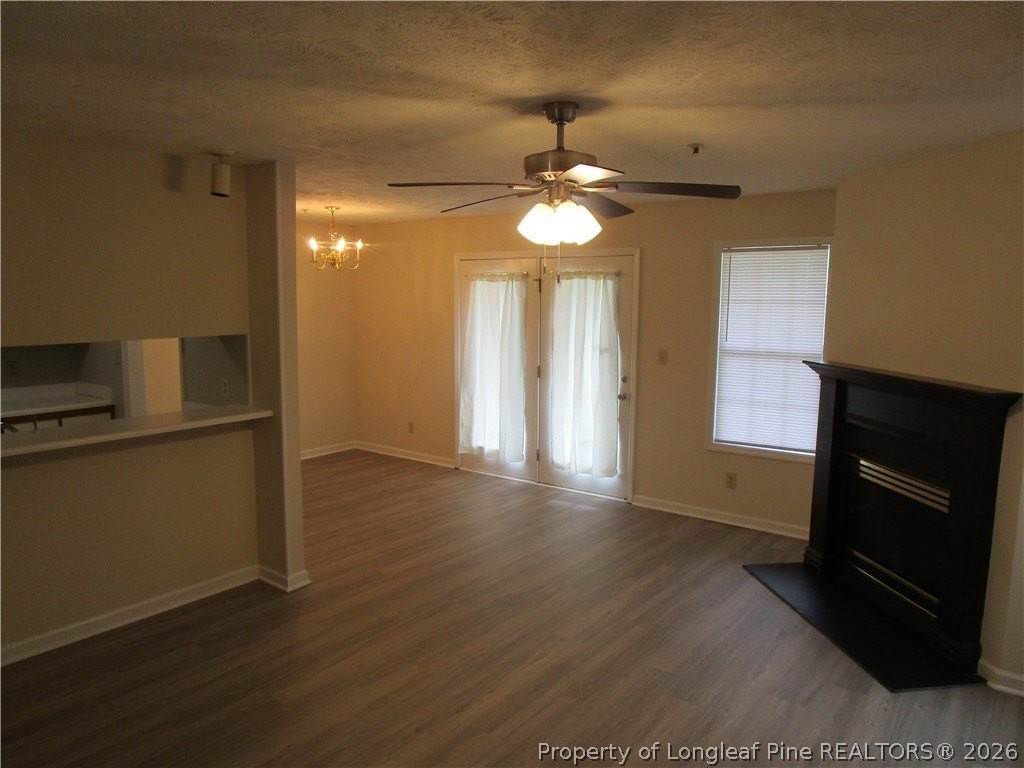 217 Waterdown Dr Apt 3 - Photo 4 of 21