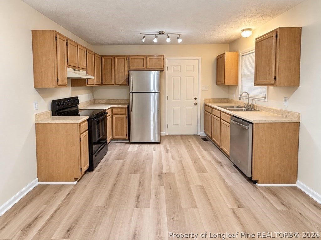 2504 Quail Forest Dr - Photo 2 of 9