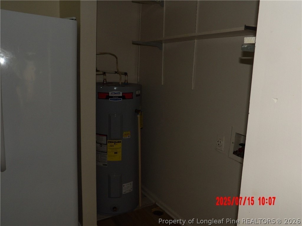 4627 Keg Ct - Photo 5 of 18