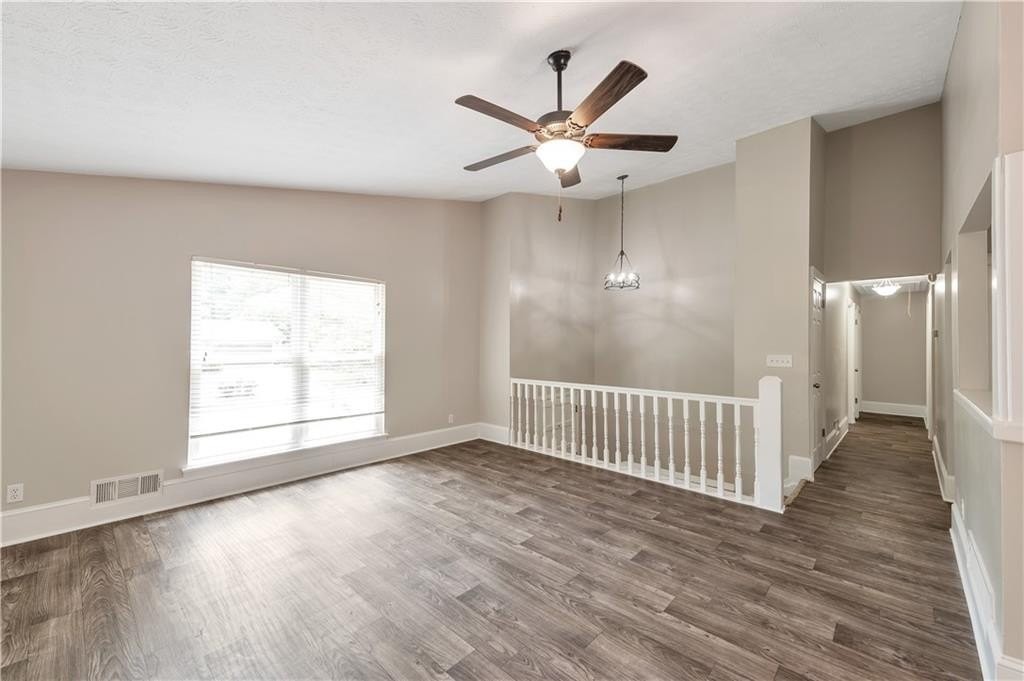 4720 Jamerson Forest Cir - Photo 5 of 46