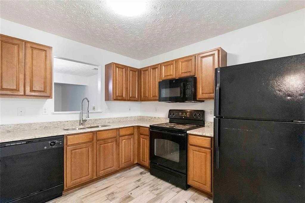 3009 Waldrop Cir - Photo 6 of 19