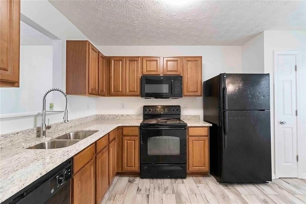3009 Waldrop Cir - Photo 7 of 19