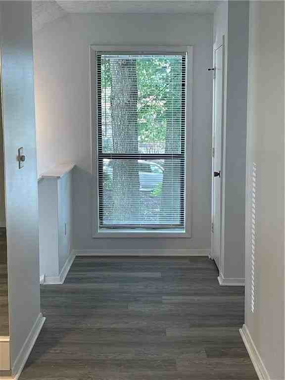 1502 Wynnes Ridge Cir Se - Photo 4 of 29