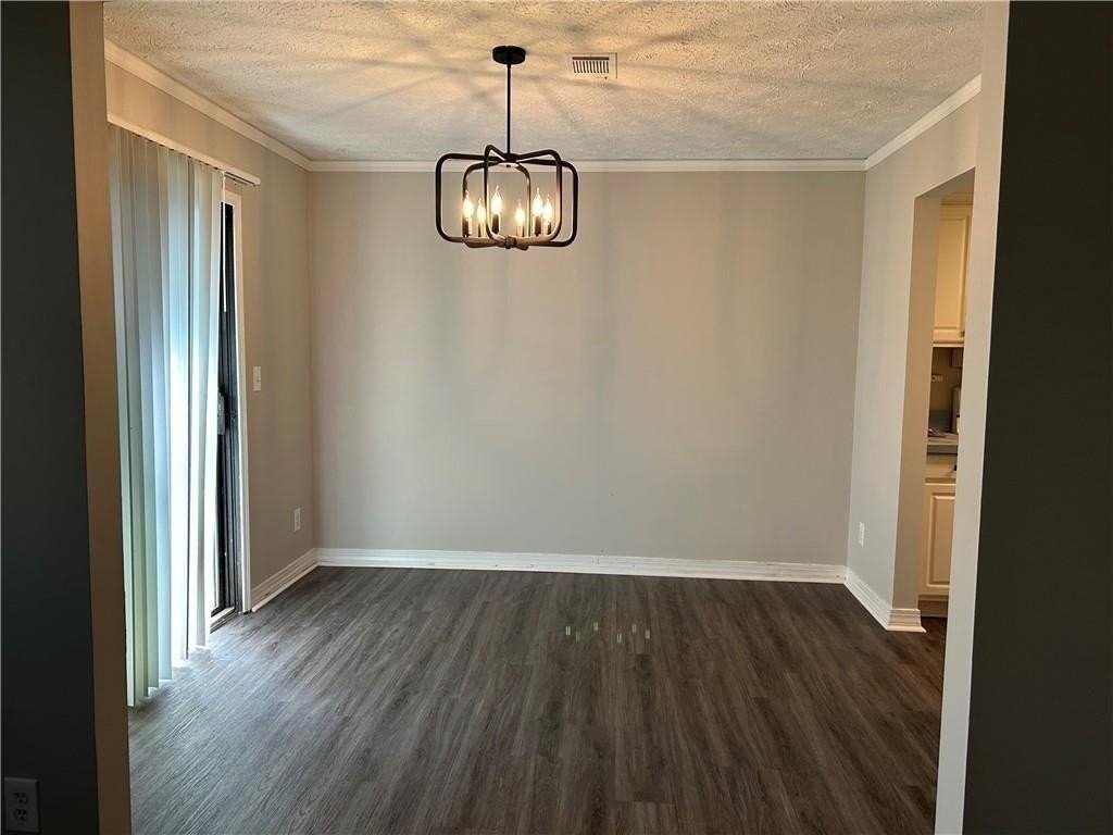 2471 Lehaven Dr - Photo 2 of 10