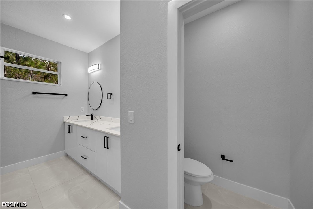 500 Ladd St - Photo 6 of 31