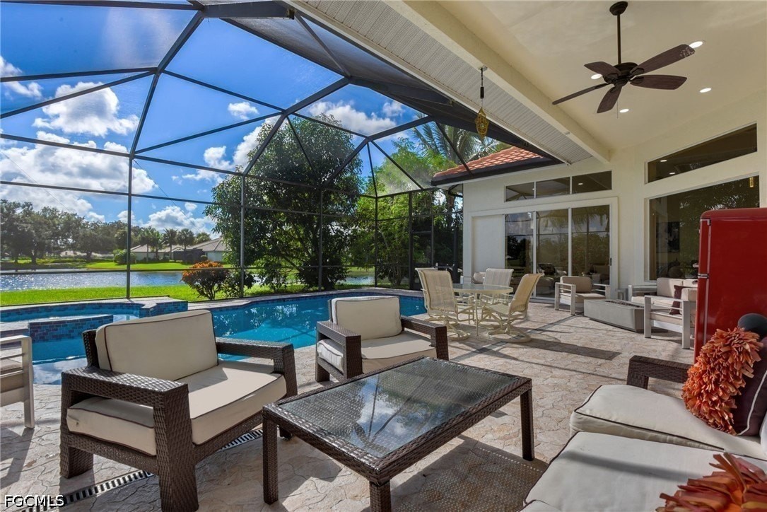 12083 Mahogany Isle Ln - Photo 2 of 30