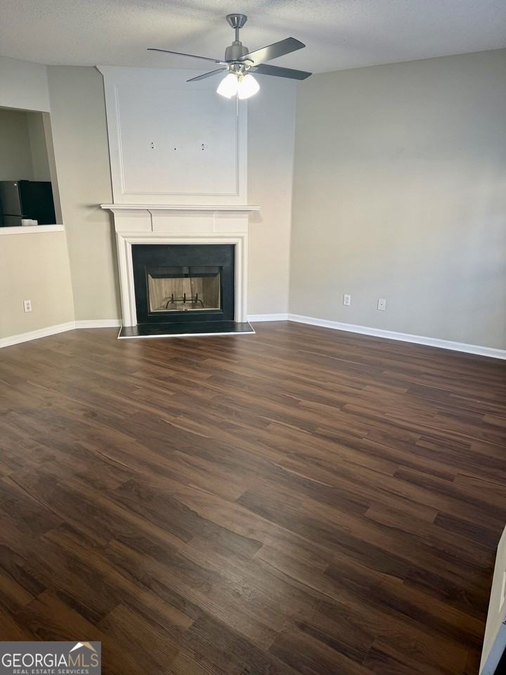 2667 Parkway Trl - Photo 2 of 6