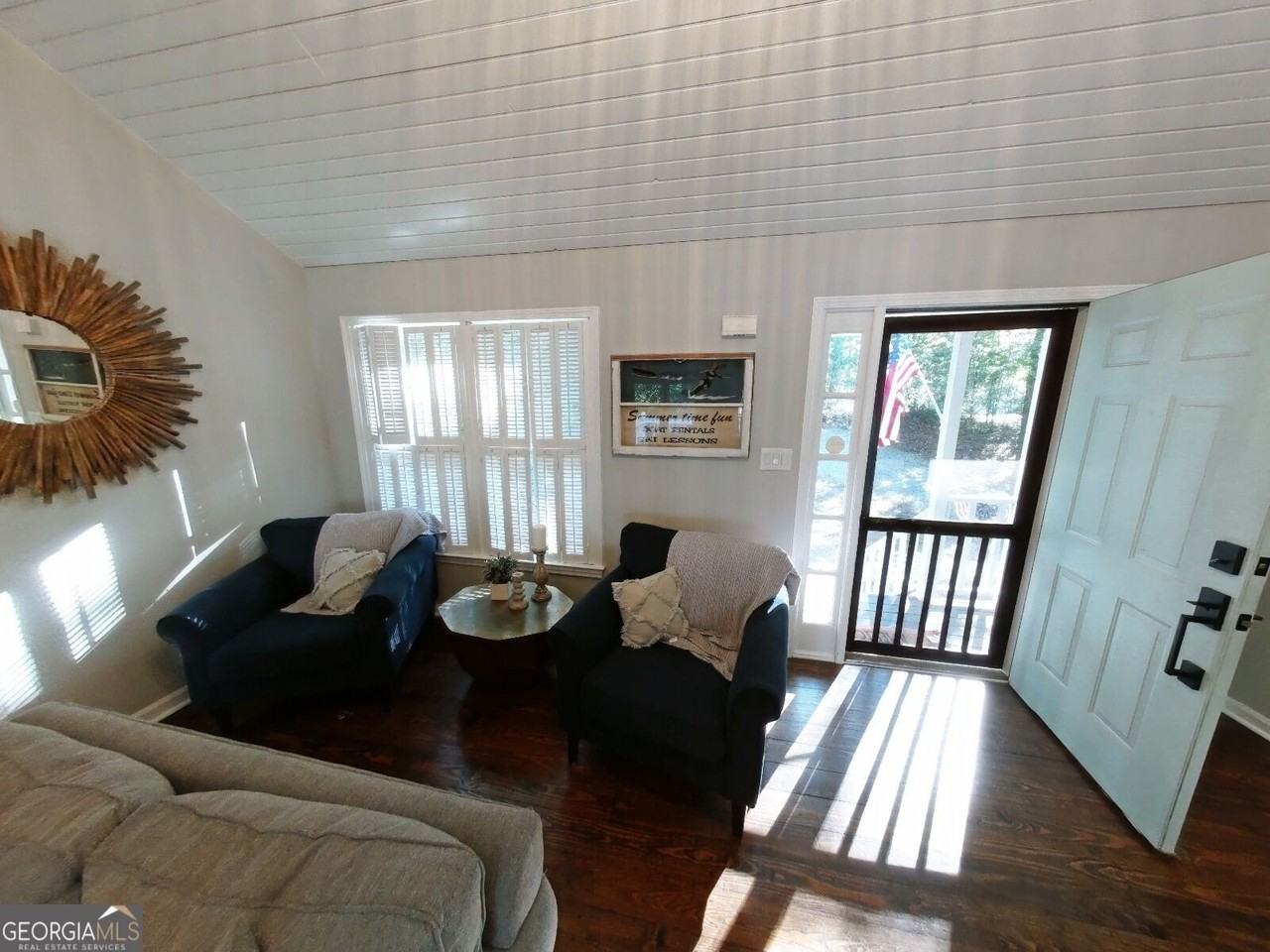 1240 Stoneridge Cir - Photo 5 of 12