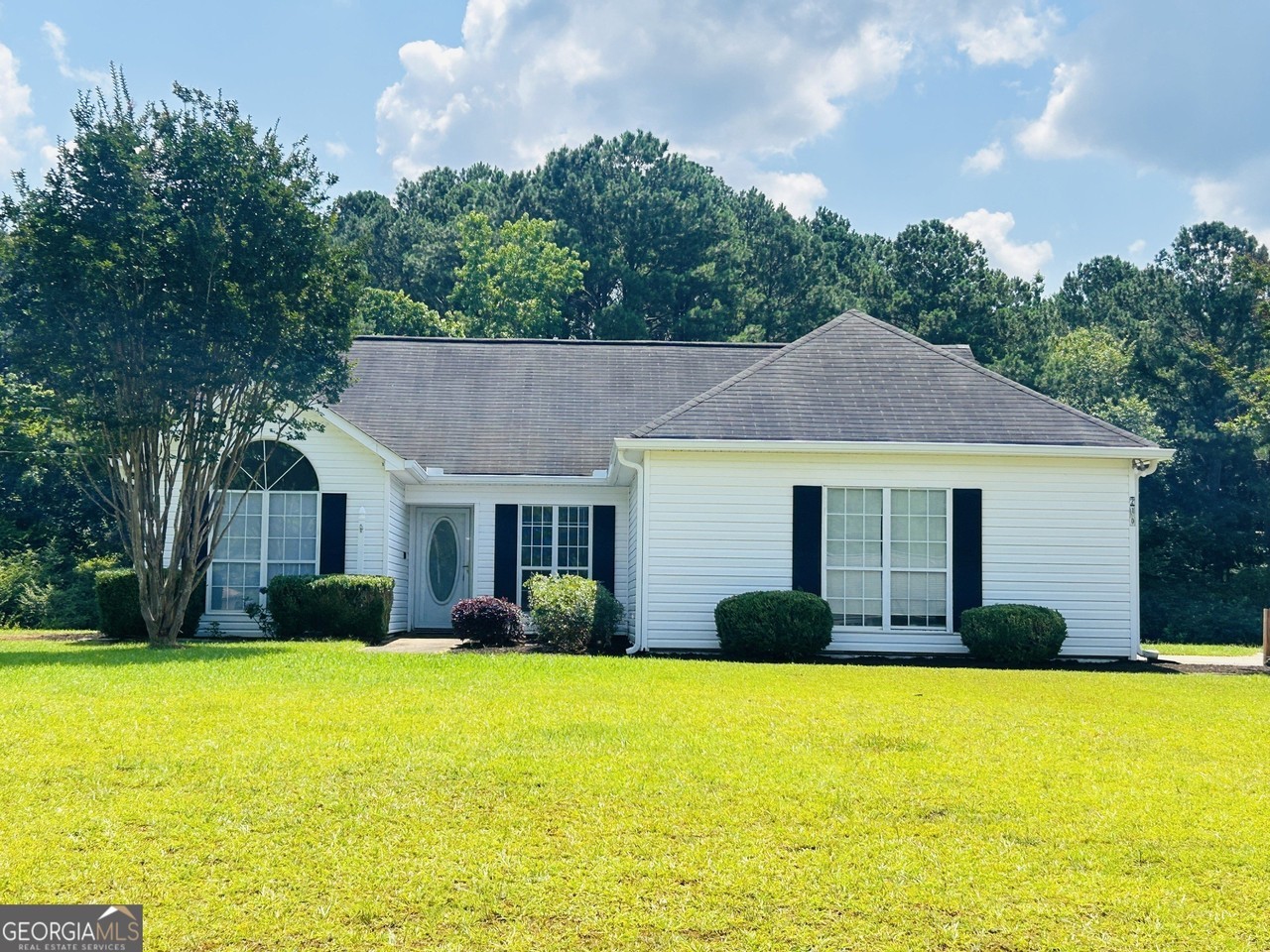 210 Shamrock Way