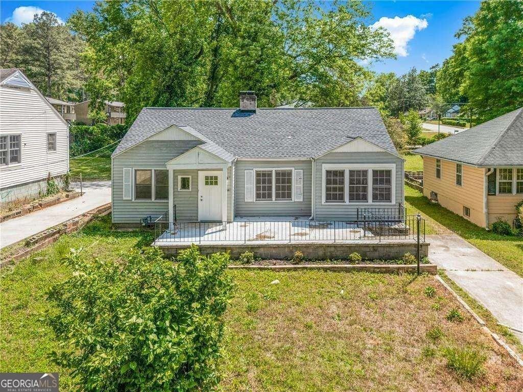 1774 Campbellton Rd Sw - Photo 2 of 24