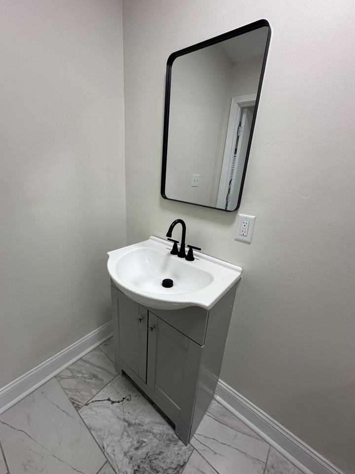 4357 Capitol Ave #B - Photo 5 of 7