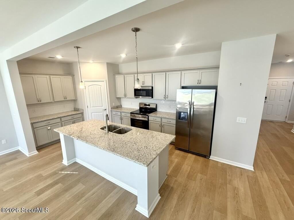 304 Creek Way - Photo 5 of 26