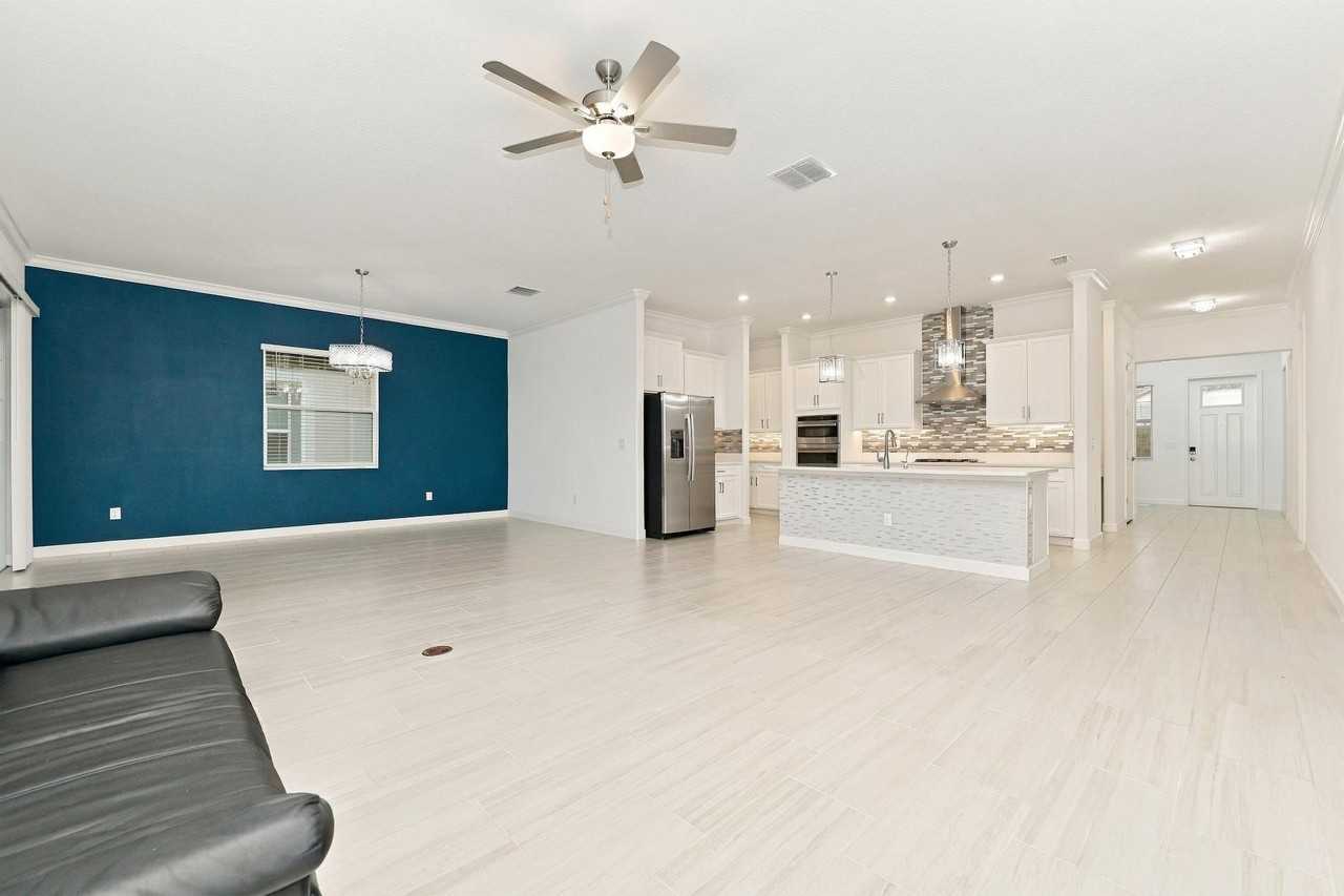 17316 Scuba Crest St #1 - Photo 5 of 23
