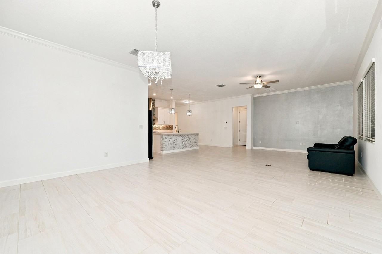 17316 Scuba Crest St #1 - Photo 7 of 23