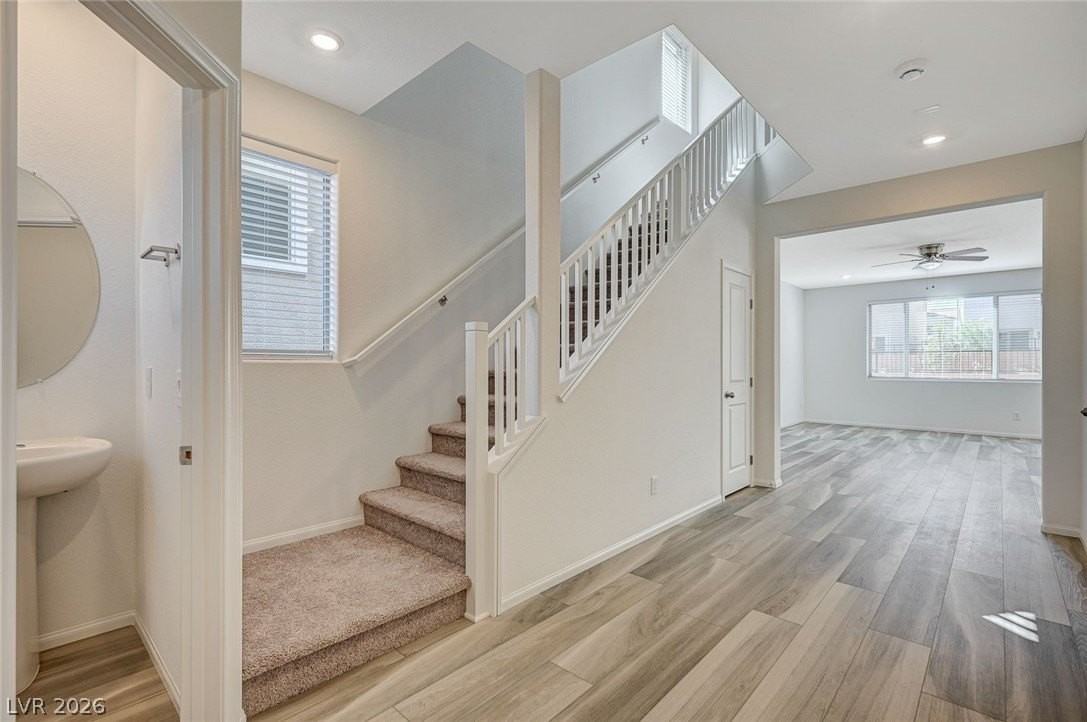 7459 Lodano Ave - Photo 3 of 49