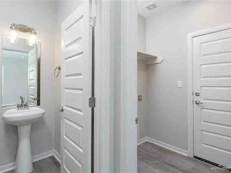 608 S Tecate Dr - Photo 7 of 14