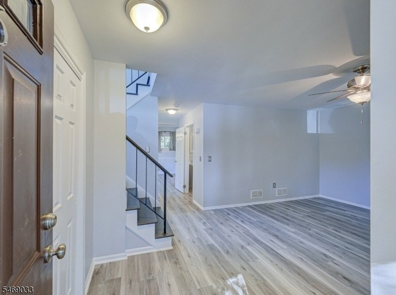 16 Cedar Ct - Photo 2 of 21