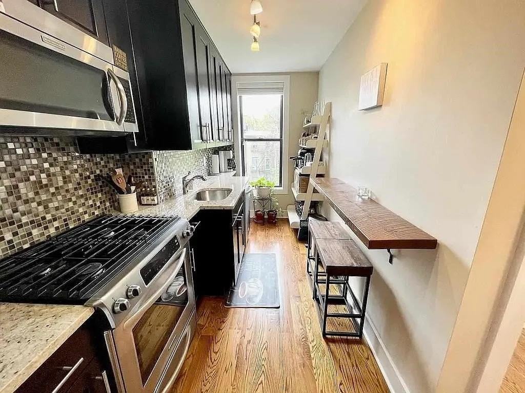 133 Park Ave #4 - Photo 4 of 8