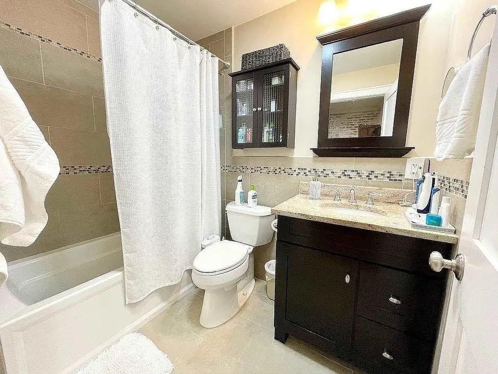 133 Park Ave #4 - Photo 5 of 8