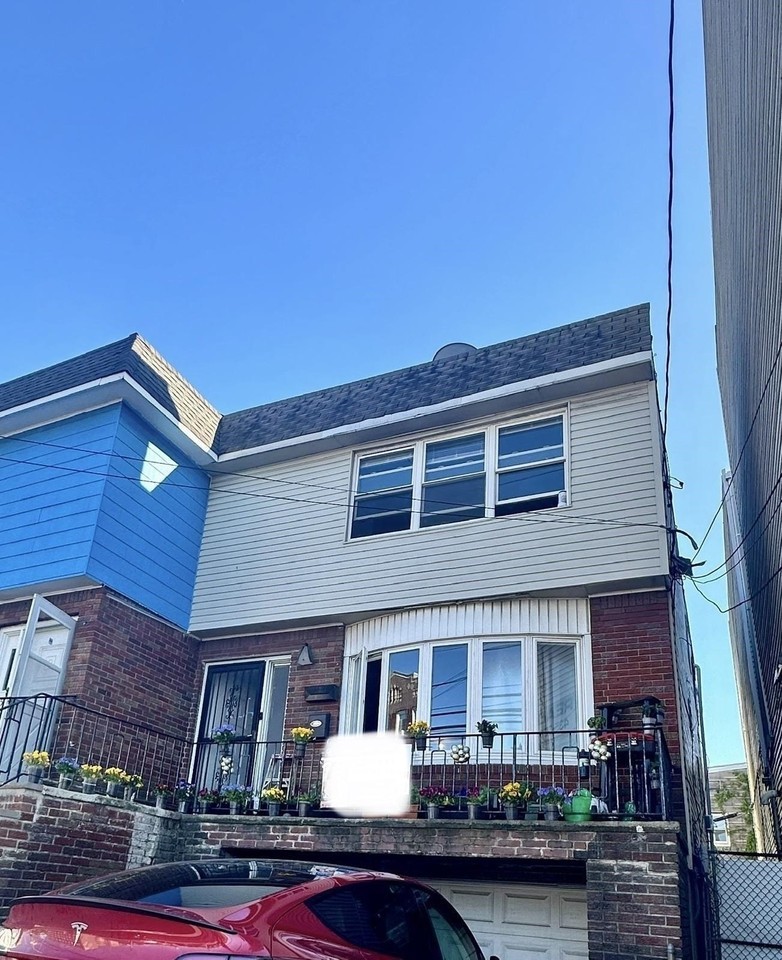 259 Sip Ave #1 - Photo 5 of 5