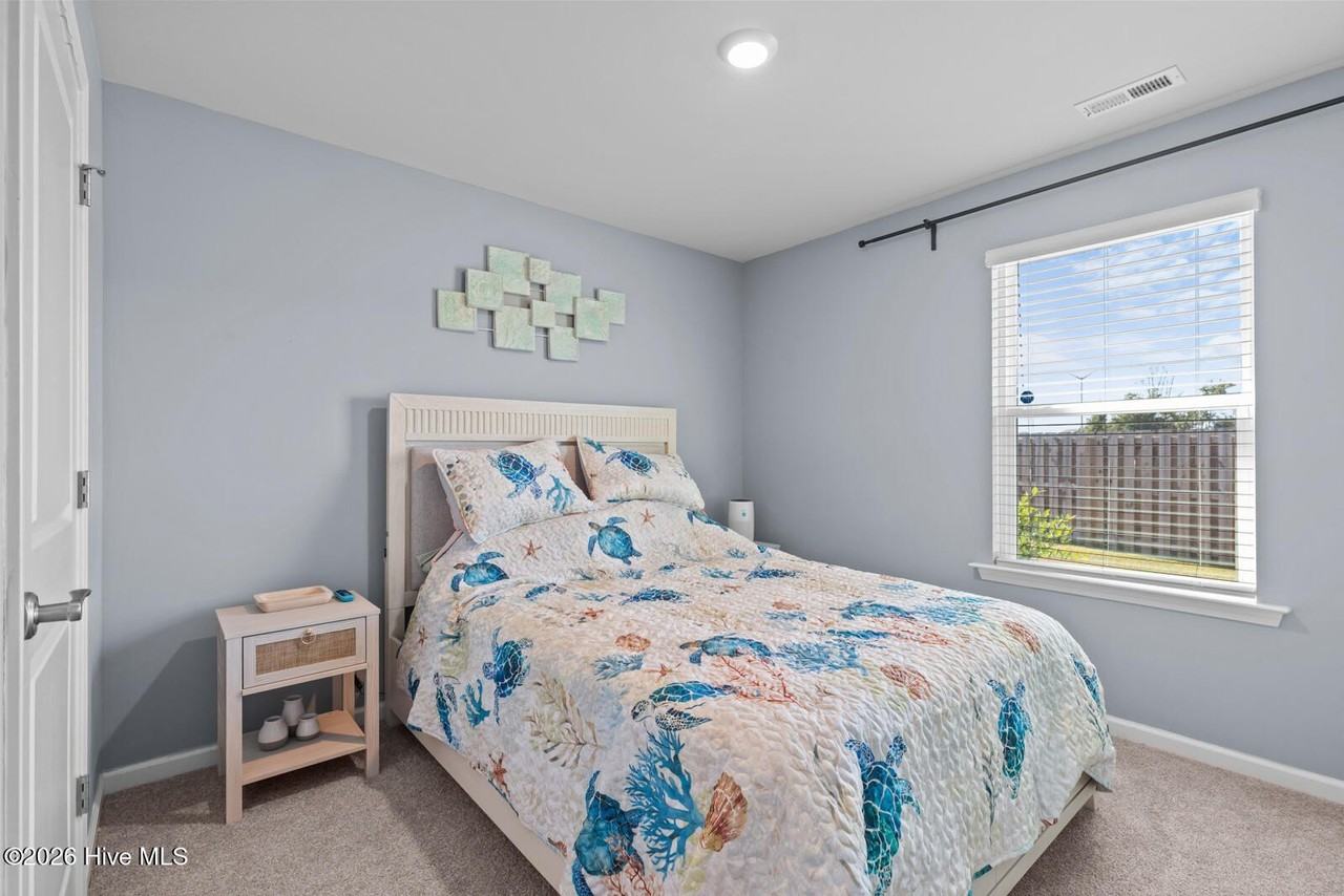 302 Cleat Dr - Photo 5 of 24
