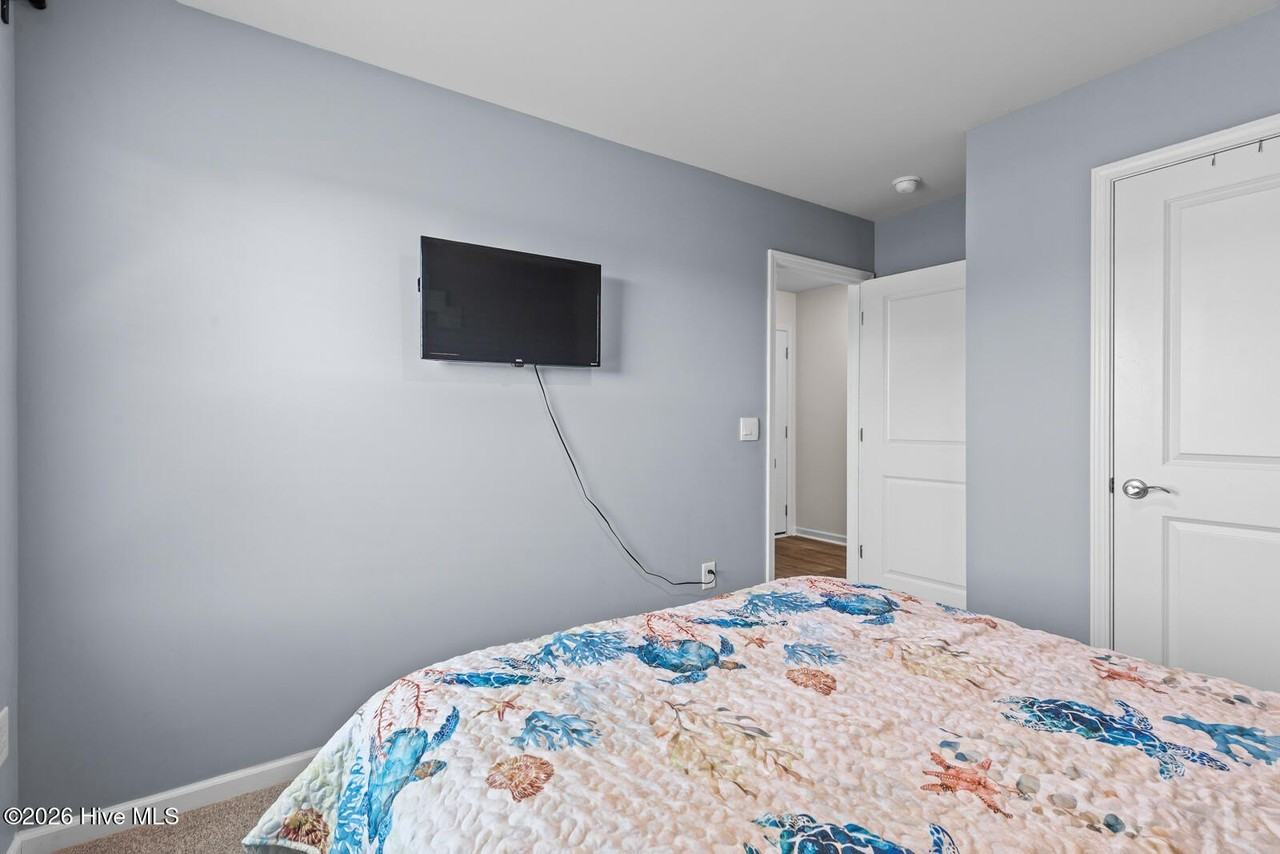 302 Cleat Dr - Photo 6 of 24