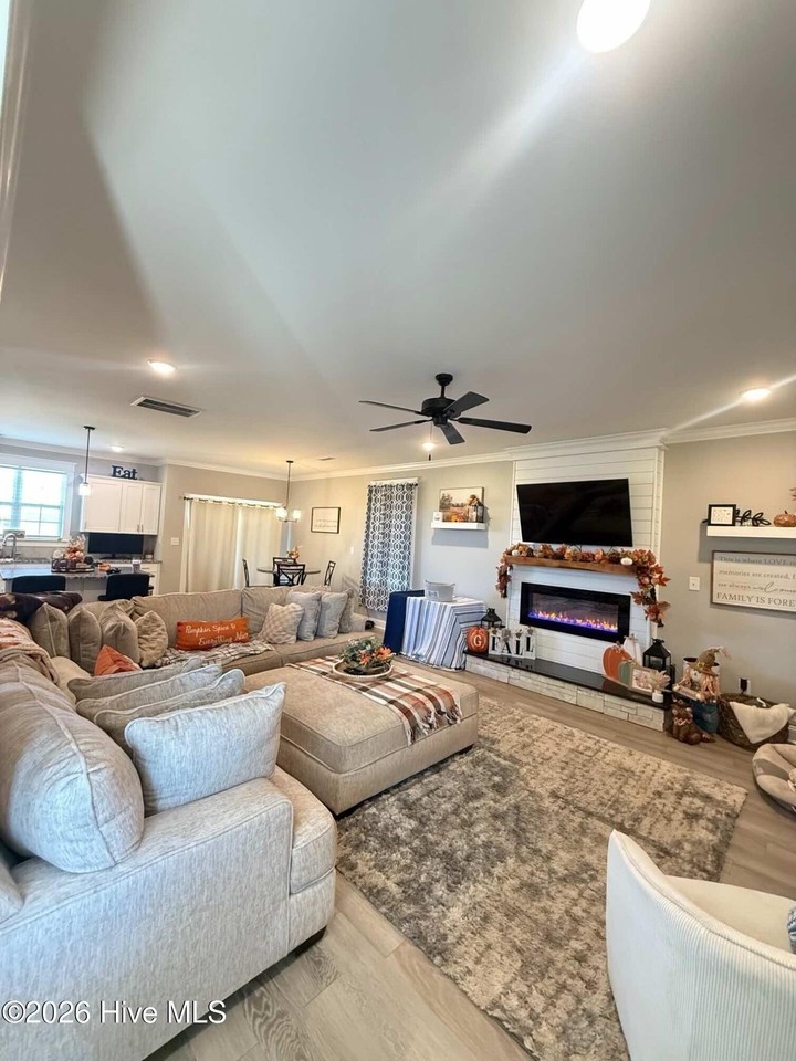 2642 Nash Joyner Rd - Photo 3 of 15