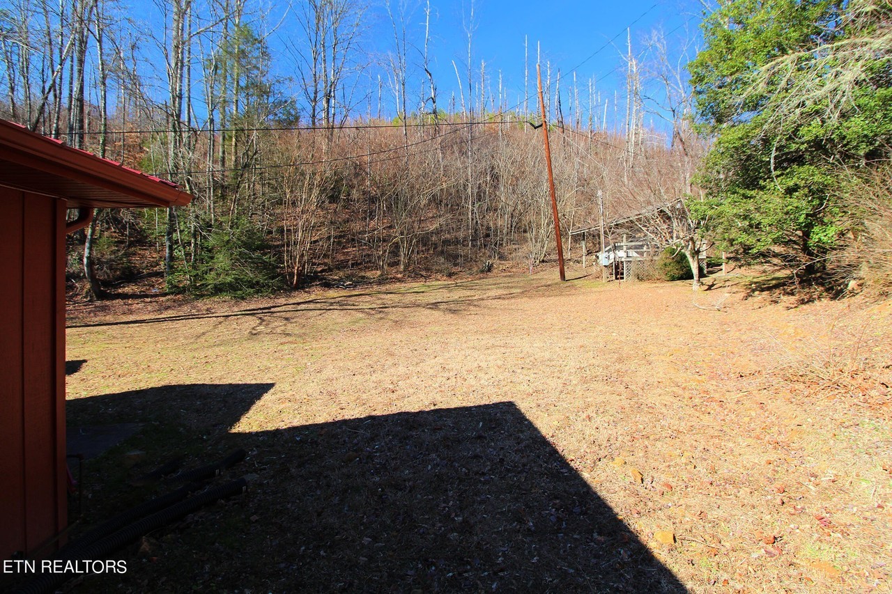 535 Kings Ridge Rd - Photo 5 of 37