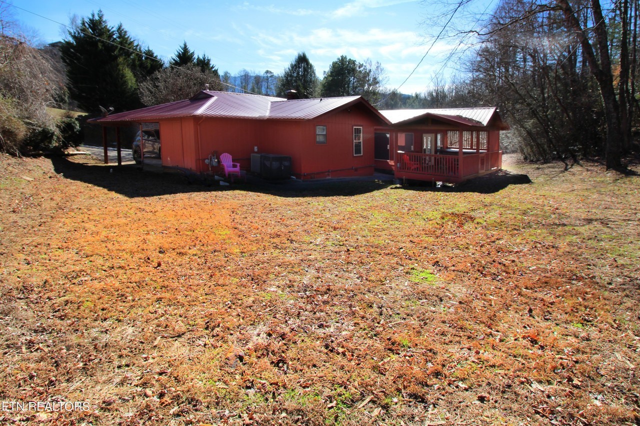 535 Kings Ridge Rd - Photo 6 of 37