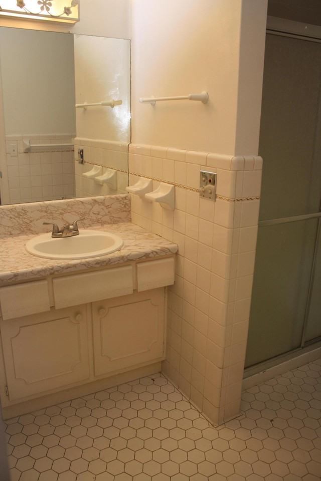 202 Magnolia Dr - Photo 3 of 7
