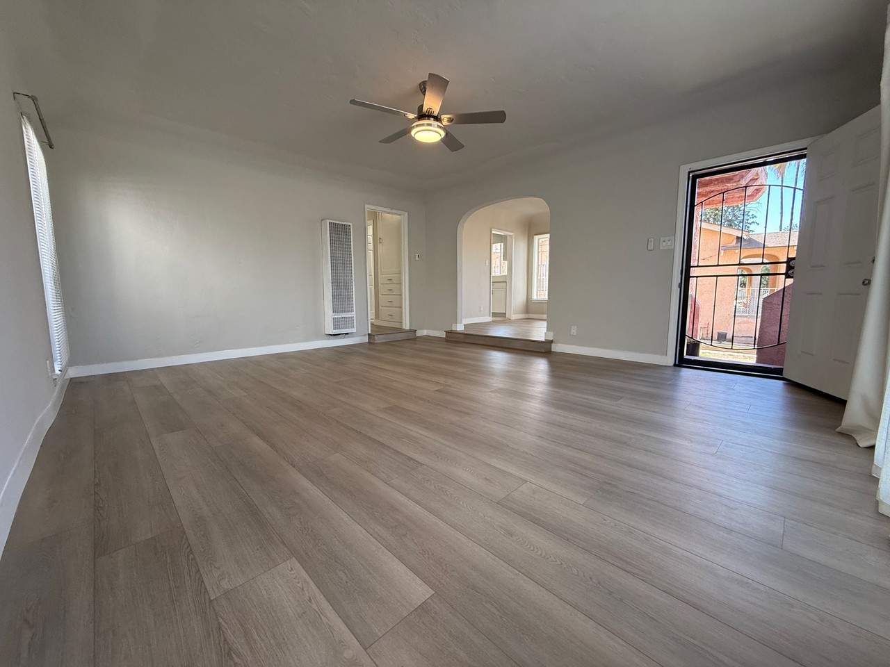 2218 South Palm Grove Avenue - Photo 3 of 16