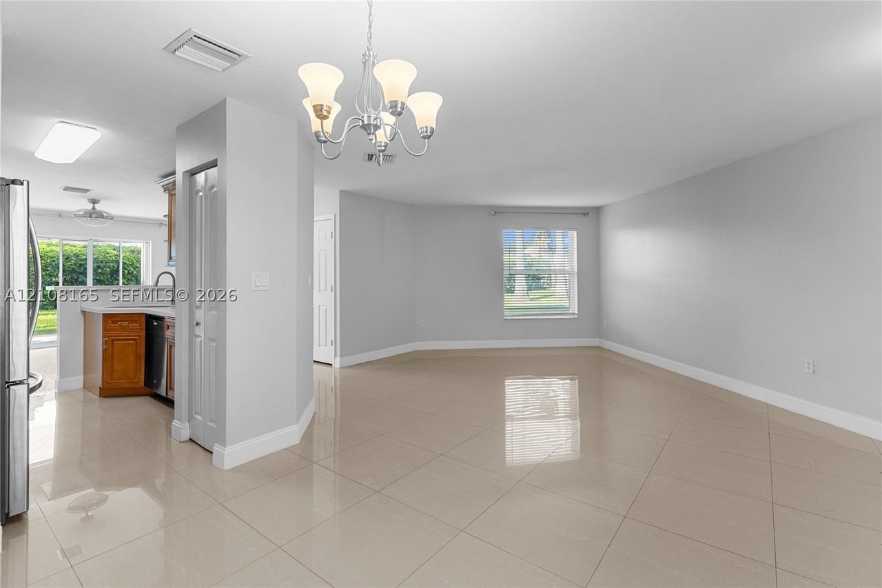 17165 Nw 23rd St - Photo 3 of 29