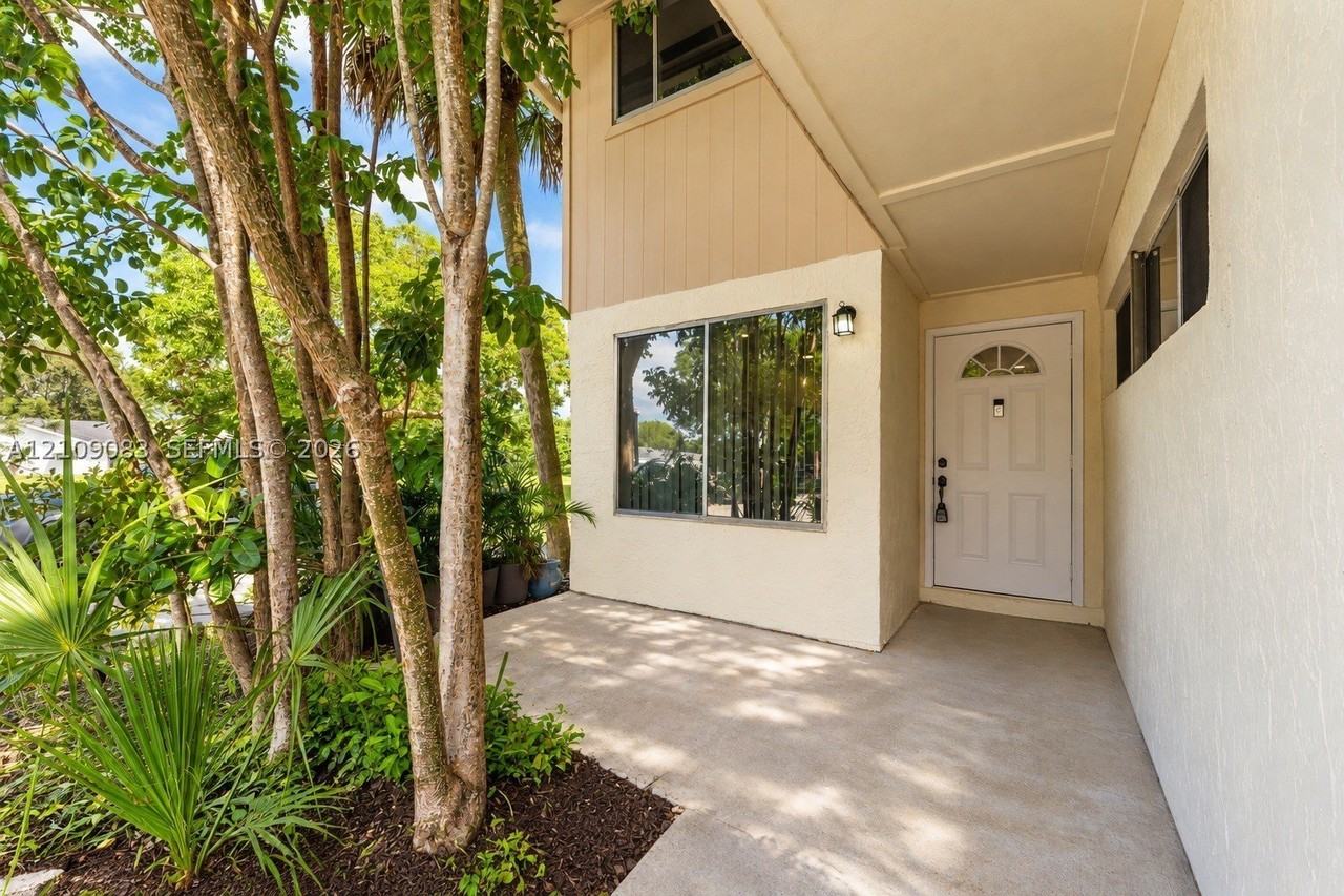 8208 Nw 9th Ct #1 - Photo 4 of 34