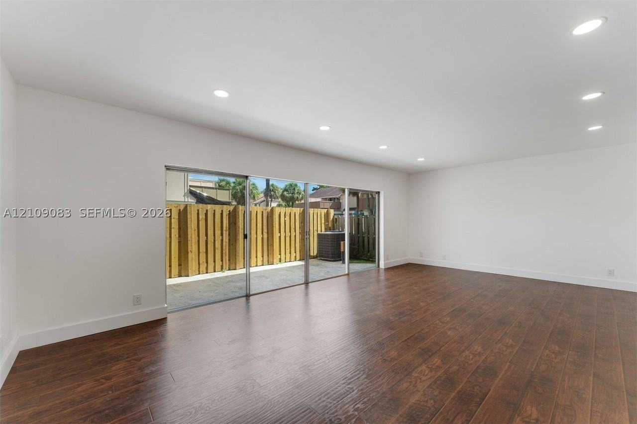 8208 Nw 9th Ct #1 - Photo 6 of 34