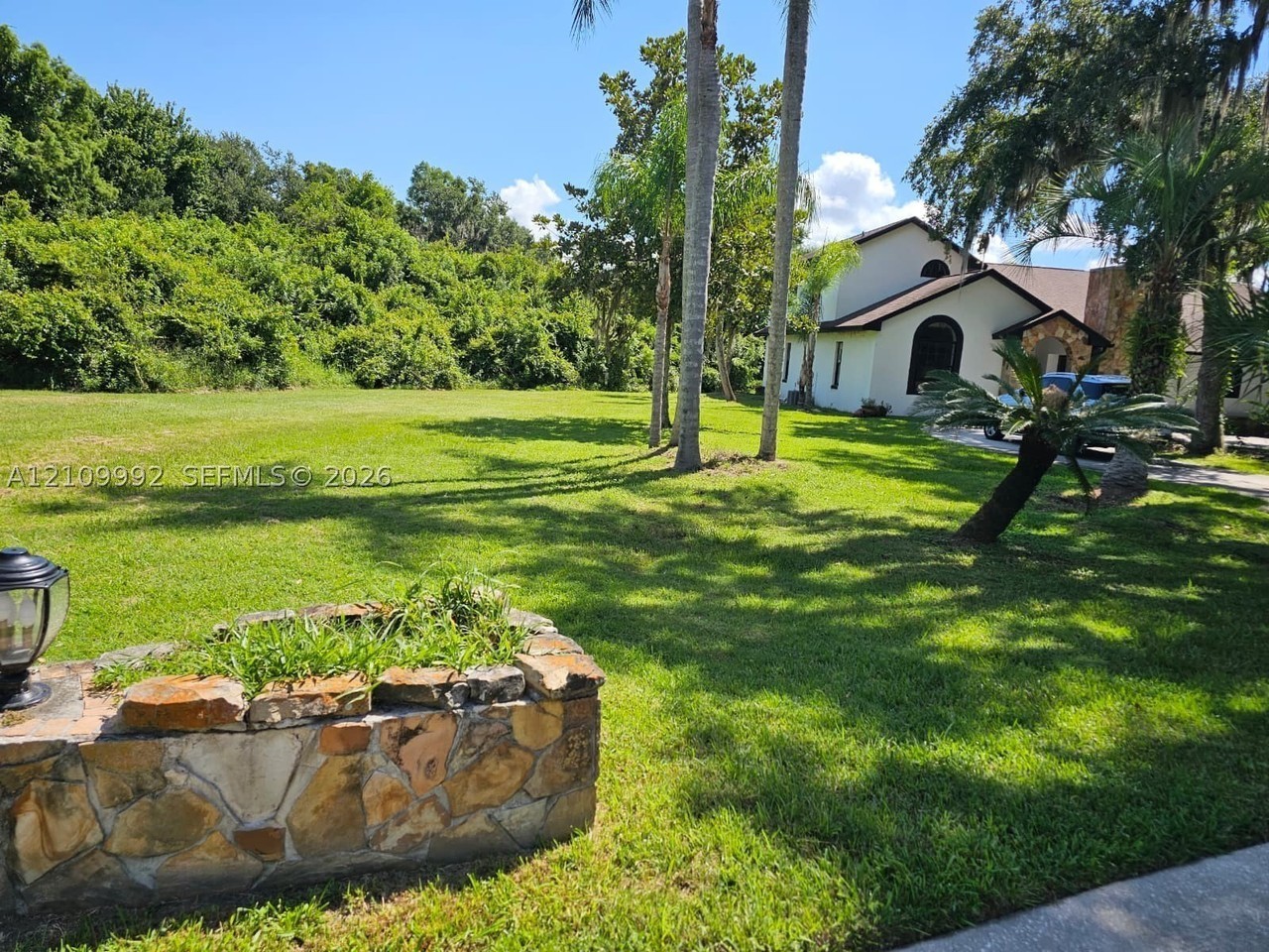2261 Mariner Cv - Photo 3 of 16