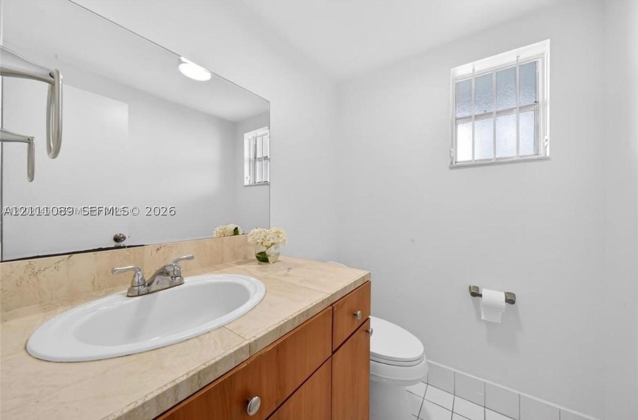 130 Nw 87th Ave #H107 - Photo 6 of 17