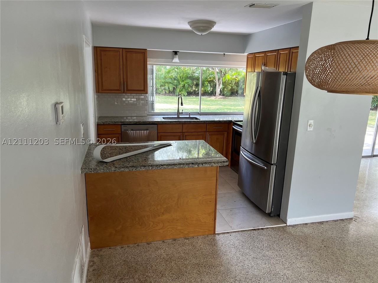 16425 Sw 75th Ave - Photo 6 of 10