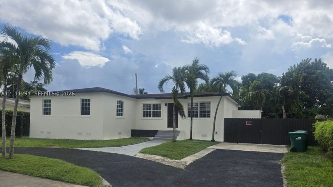 8310 Sw 29th St - Photo 2 of 5