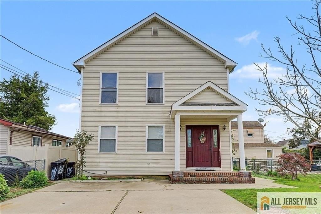 24 Belmont Ave