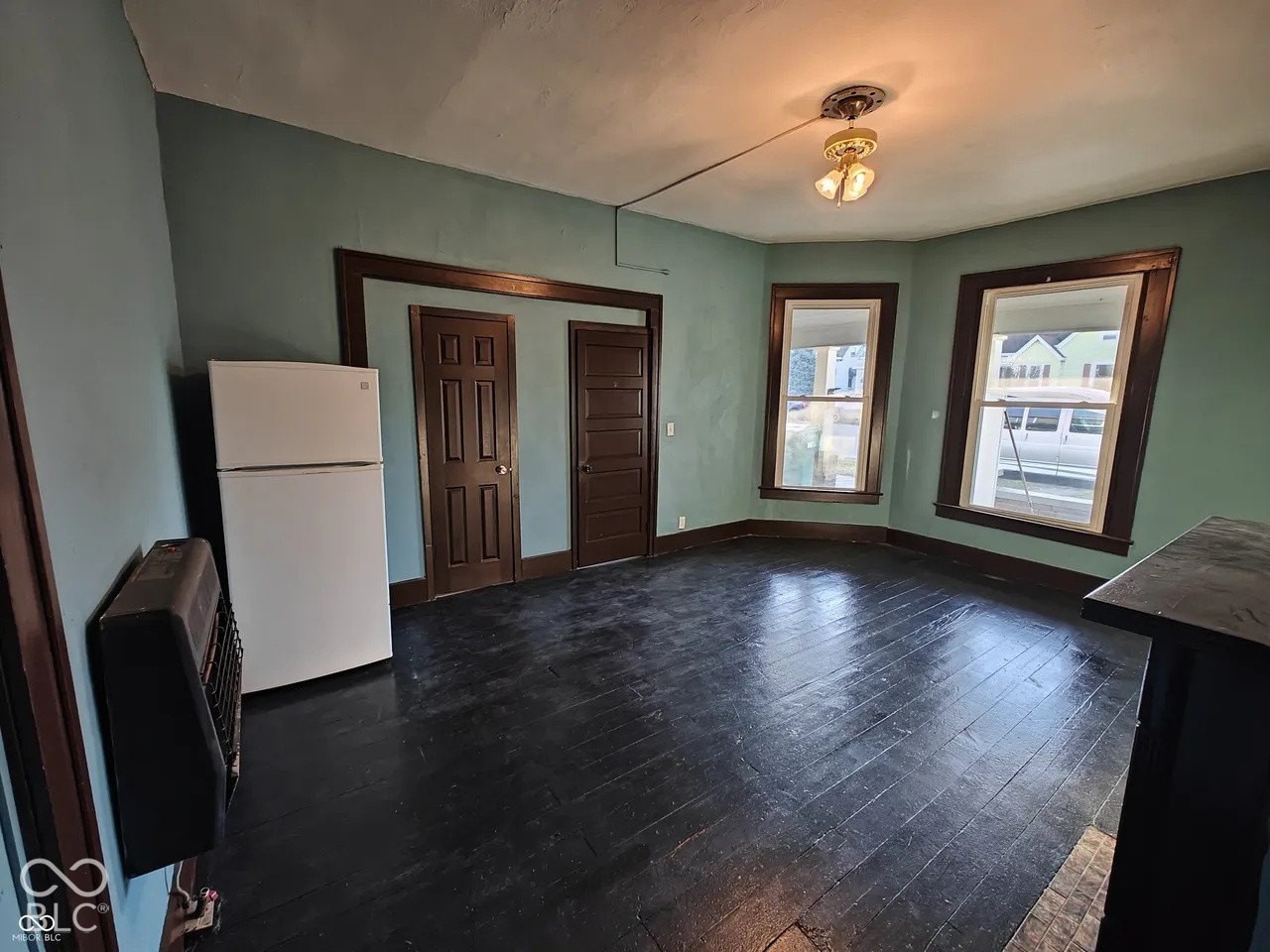 392 W Broadway St #1STUDIO - Photo 2 of 9
