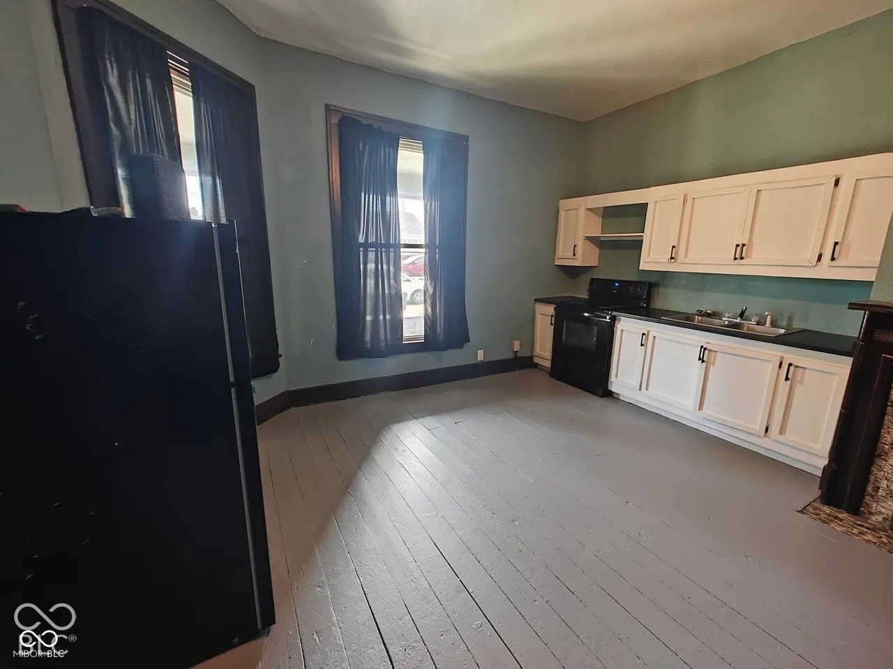 392 W Broadway St #1STUDIO - Photo 6 of 9