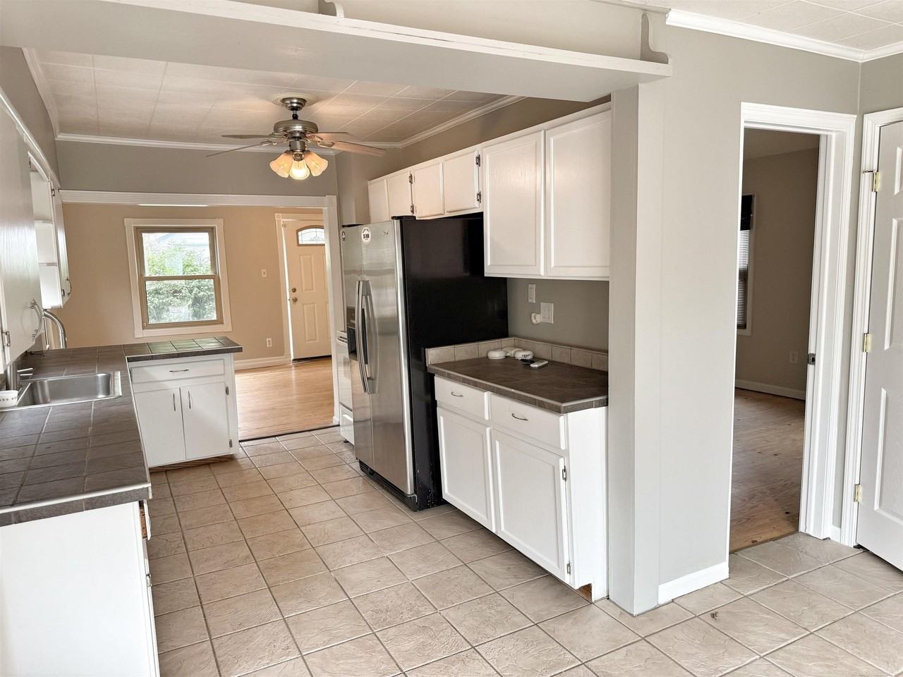 37886 Sunnybrook St - Photo 6 of 26