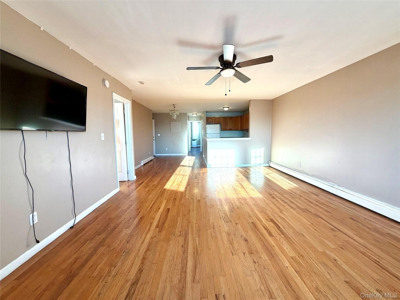 176 Beach 97th St #3 - Photo 2 of 16