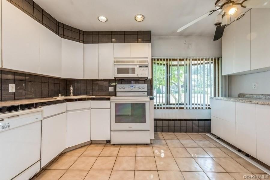 15 Bunker Ln - Photo 6 of 19