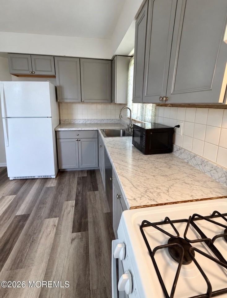 154 Highland Blvd #FL2 - Photo 4 of 15