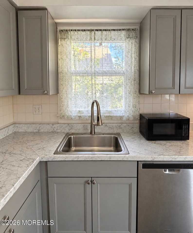 154 Highland Blvd #FL2 - Photo 5 of 15